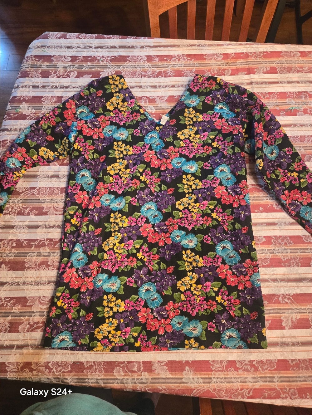 Floral V-Neck Long Sleeve Tunic Top - Bright Multicolor